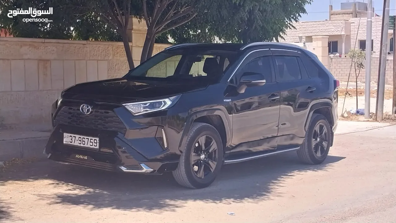 تويوتا راف فور 2021 فحص واحد جيد وارد شركه  لون اسود ملوكي بسعر مغري وحرق وقابل للبدل
