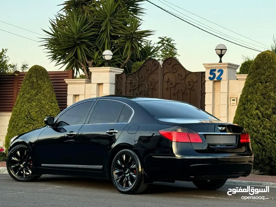 جينيسيس GLS 2009
