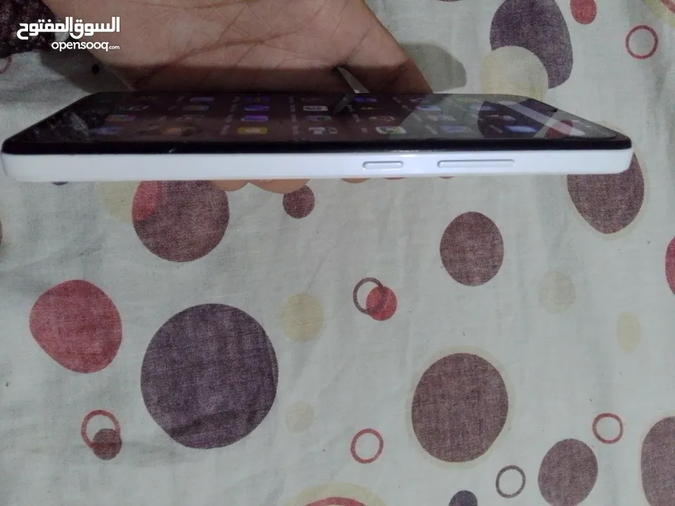 تلفون انفنكس 7 سمارت للبدل على تاب بنفس القيمه  للتواصل وتس فقط بحاله ممتازه معه كرتونه وشاحن