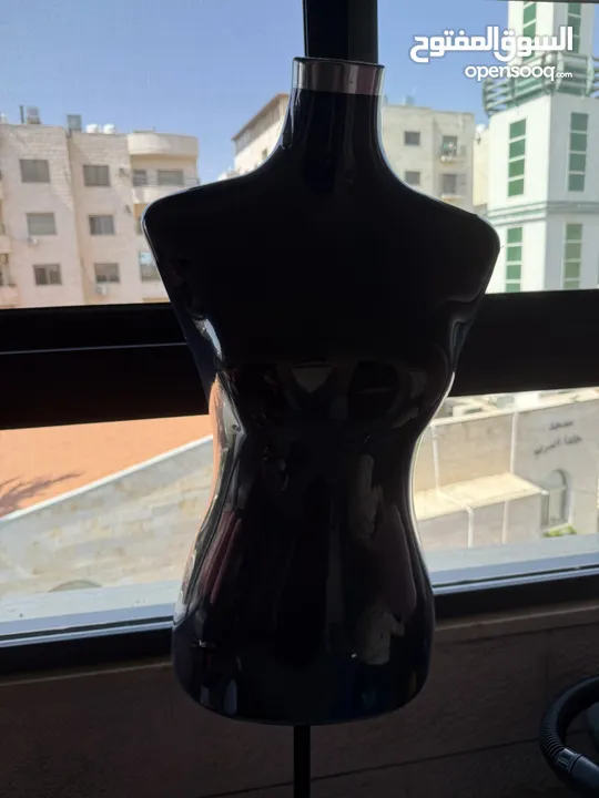ستاند لعرض ملابس