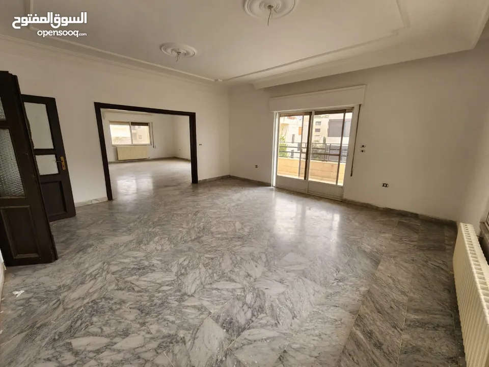 شقة طابقية للبيع او للإيجار في عبدون الشمالي - ref : 14473
