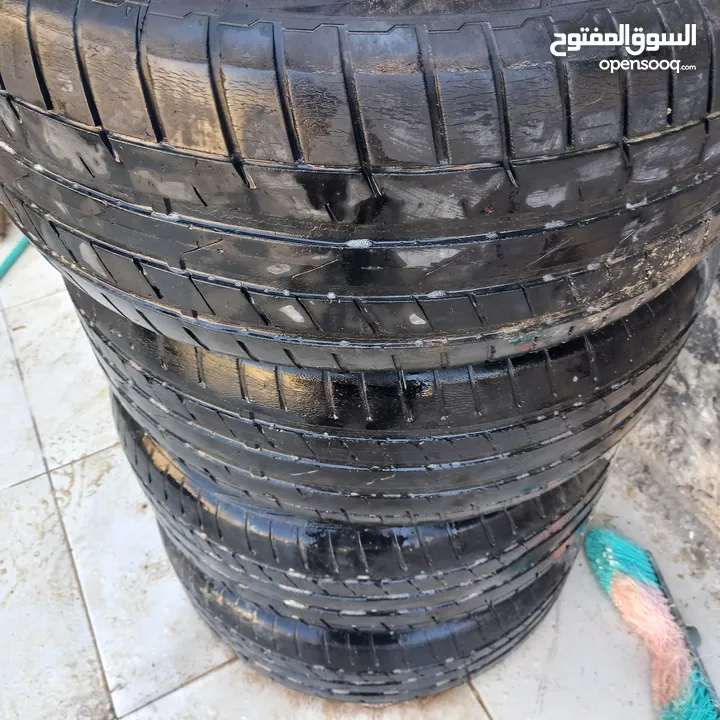 طقم كفرات مقاس 245/65/17 مستعمل
