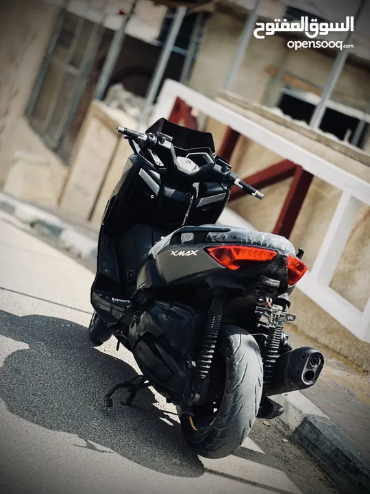 XMAX 2018 400 للبيع