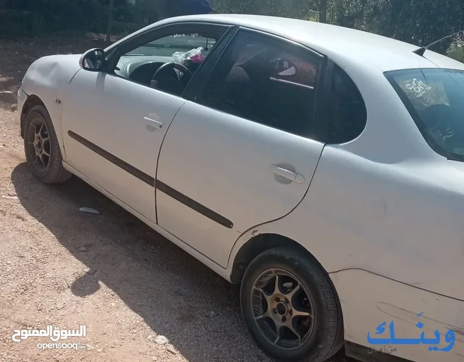 سيات كوردبا 2004 للبيع
