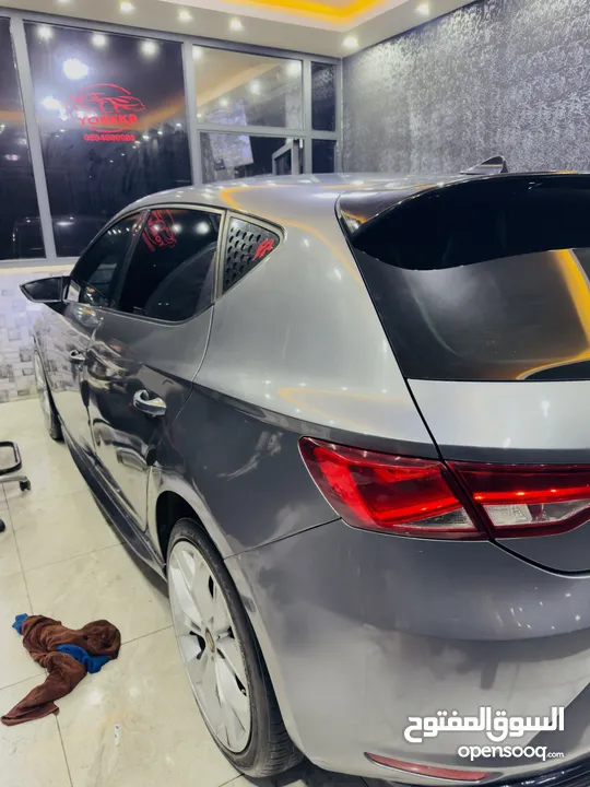 سيات ليون تعديل fr