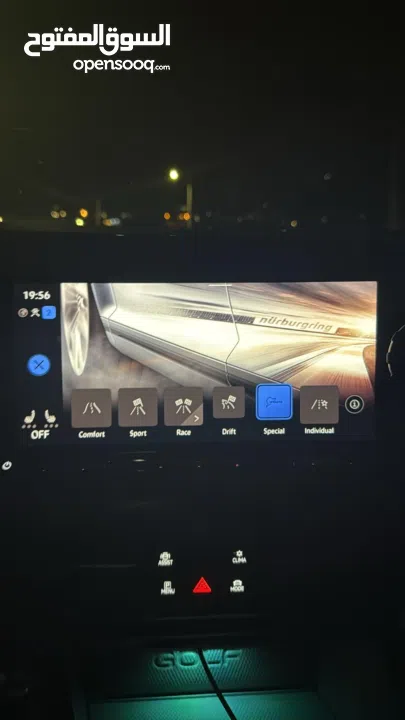 Volkswagen Golf R – 320 حصان model 2021