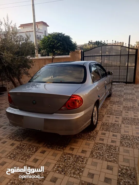 كيا سبيكترا موديل 2000 بحالة ممتازة