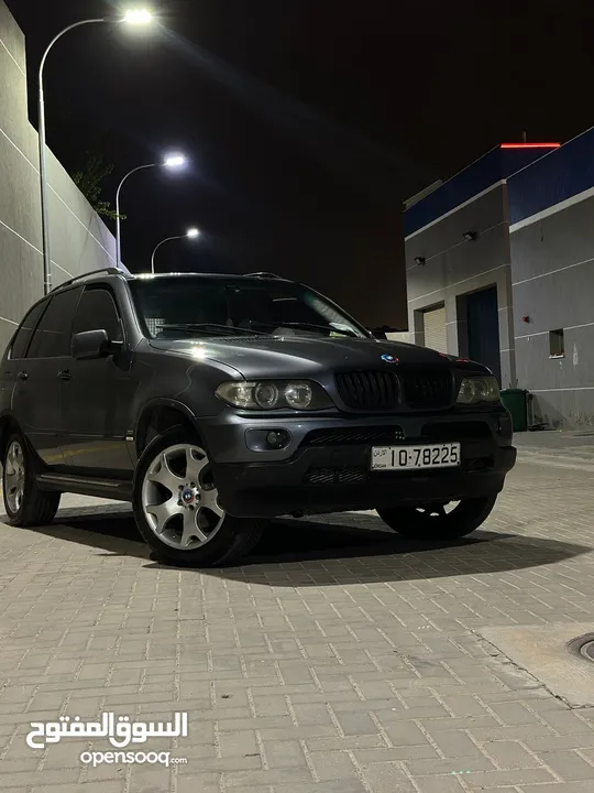 بي ام x5موديل 2002