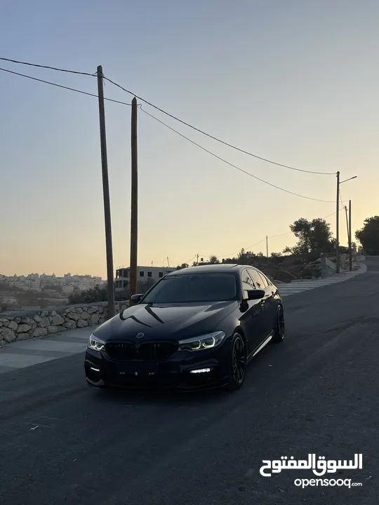 للبيع بي ام 530i بنزين فللل ملغمه 2019 كااشش فرممم