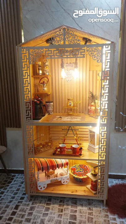 طاوله سفر 6 مقاعد و كورنر قهوه و مرجيحه حجم كبير