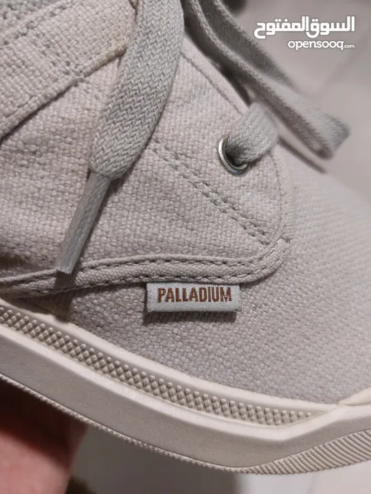 حذاء PALLADIUM مستخدم بحالة الجديد