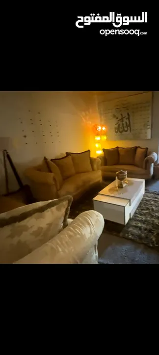 طقم زان سكب ولا عطل ولا خدش ولا مزع ولا اي عيبه