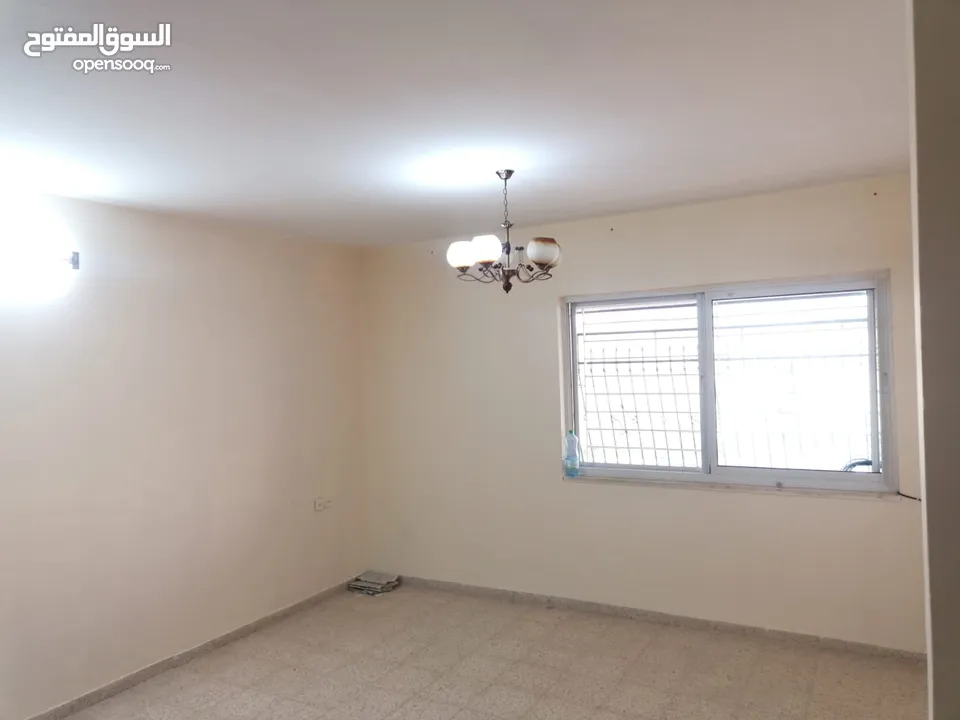 شقة  في اسكان النمساوي