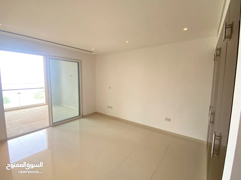 شقة 3 غرف للإيجار في مرسى 3، الموج مسقط Rent 3BHK in Marsa 3, Al Mouj Muscat