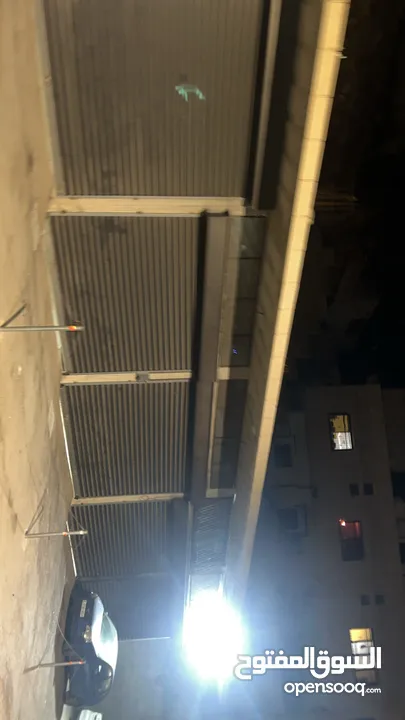 مخازن للاجاربجانب مدرسة إبراهيم صنوبر  منطقة الحرس المسكر