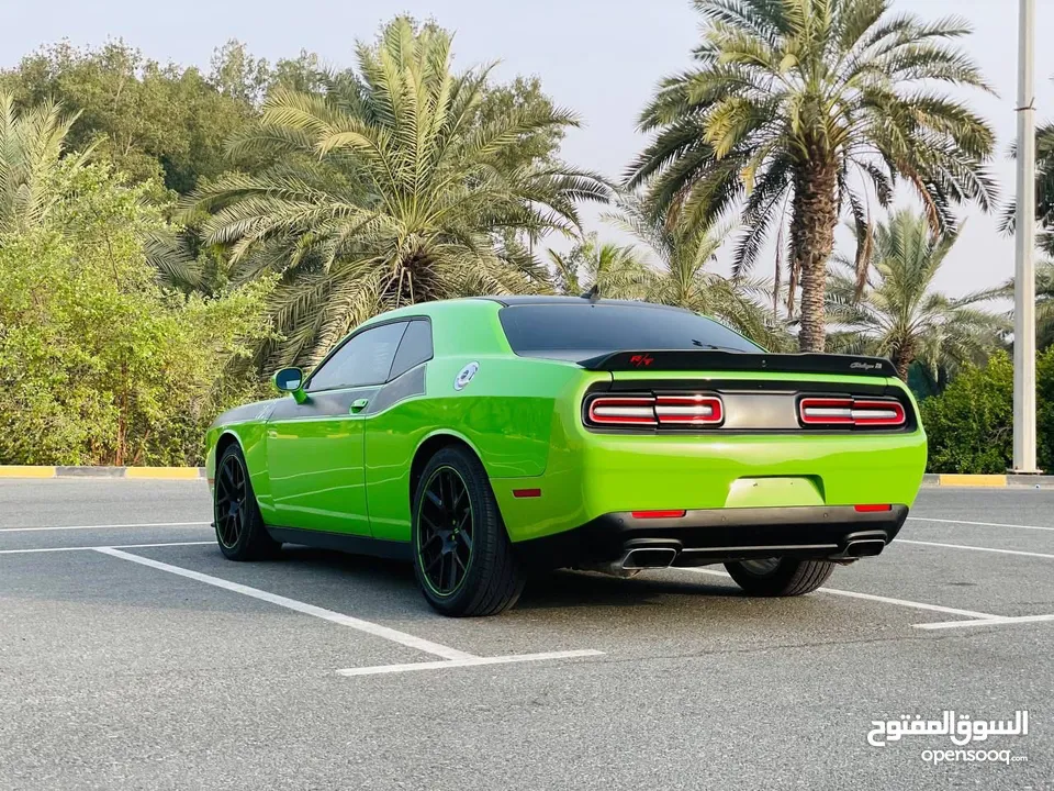 DODGE CHALLENGER 2018 with KIT SRT ORGINAL V8 MODEL