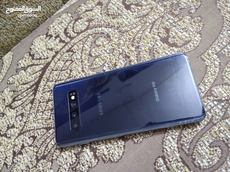 للتواصل على الواتساب  Samsung s10