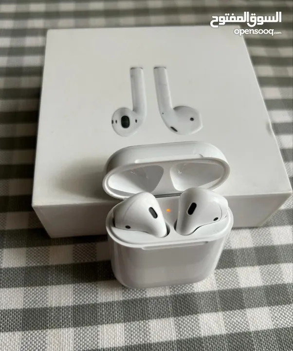 ..AirPods 2