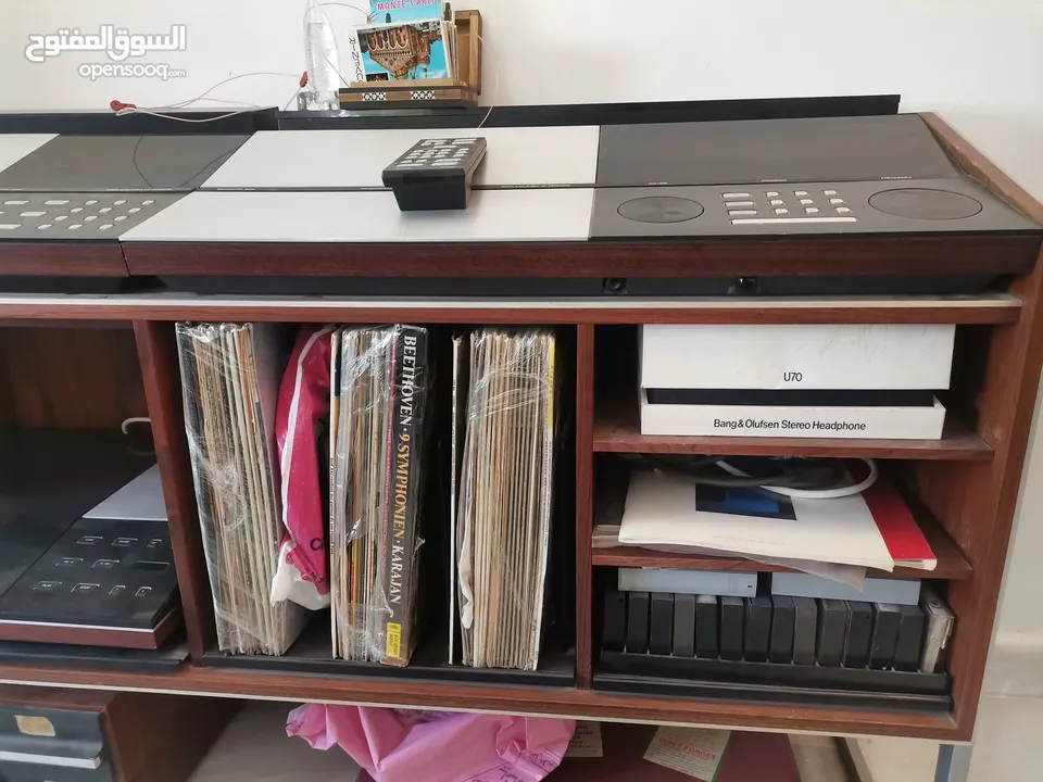 للبيع المستعجل قطعة فنية نادرة لهواة الذوق الرفيع! نظام Bang & Olufsen Beosystem 8000 الأصلي