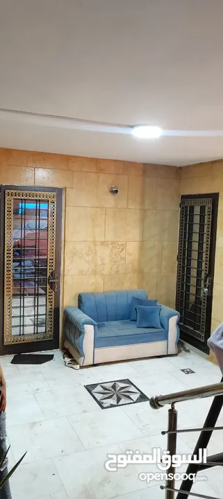 شقه لي البيع