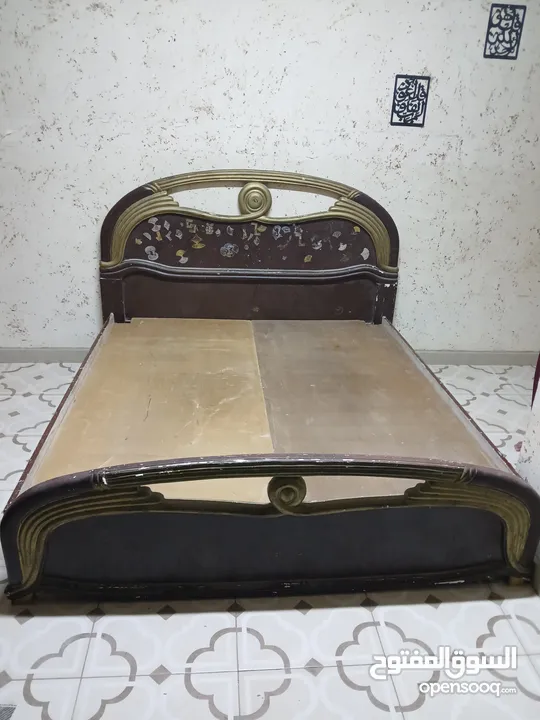 تخت مجوز  ناموسيه دائريه  كبيره