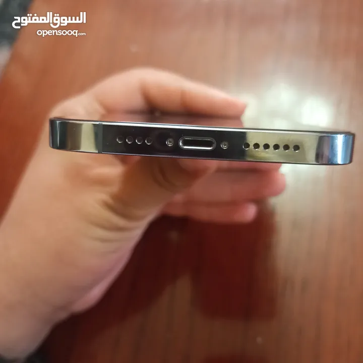 ايفون 13 برو ماكس مستعمل سنه وكاله شاشه مكسوره