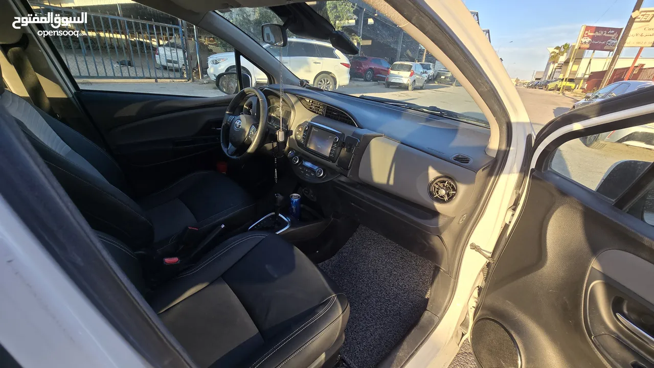 تويوتا يارس هايبرد  Toyota yaris hybrid