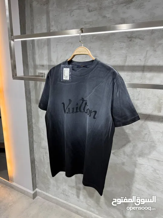 LOUIS VUITTON Tshirt  New Collection  Size Available  Made In Turkey