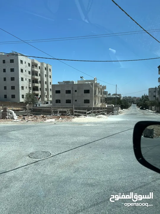فيلا بمساحة 1000 متر مربع اربد / ايدون تم عرضها للبيع بالمزاد العلني