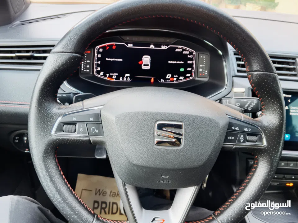 اذا مش حبة مميزة ما تركبها.  SEAT Ibiza FR 2022 بحالة الوكالة دهان شركة مميزة بكل تفاصيلها حبة مخازن