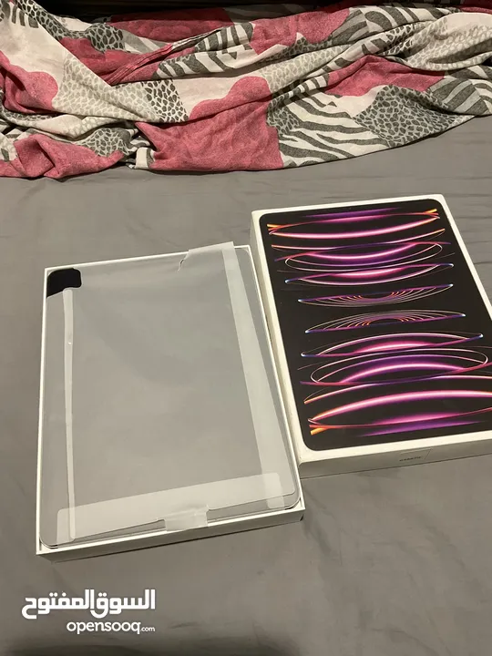 iPad Pro 6 generation 12.9 M2 512GB 5G + WiFi cellular