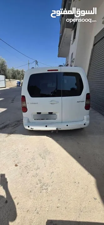 بيجو بارتنر 7 ركاب ترخيص 2017