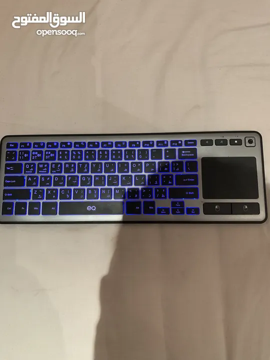 EQ ultra slim RGB led lights Bluetooth keyboard