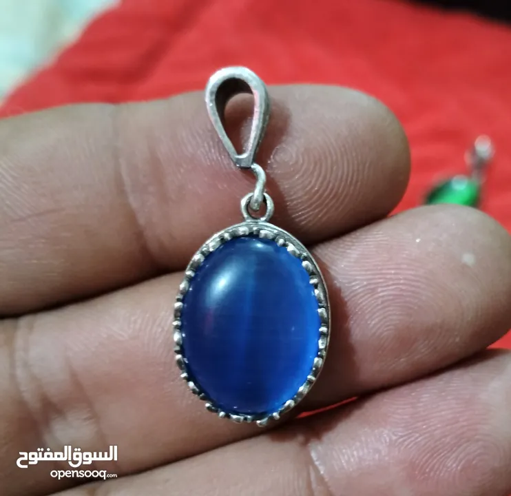 تعليقات فضه بحجر طبيعي