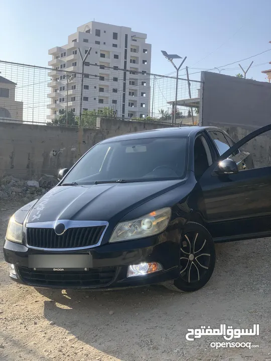 رمش للبيع اوتوماتيك خصوصي فل اضافات والاجمل في فئتها والسعر حسب الدفع