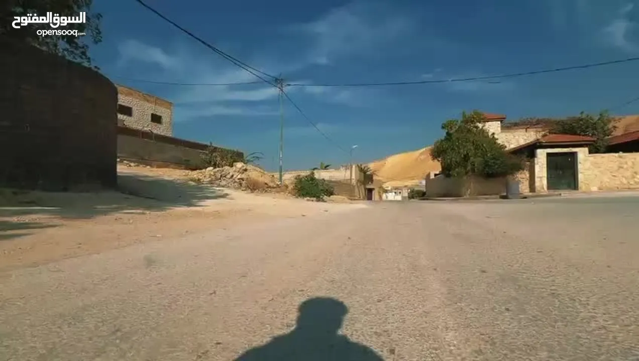 شاليه على طريق البحر الميت الجوفه