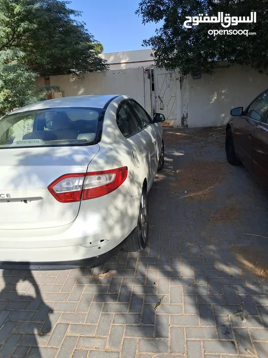 2012 Renault FLUENCE