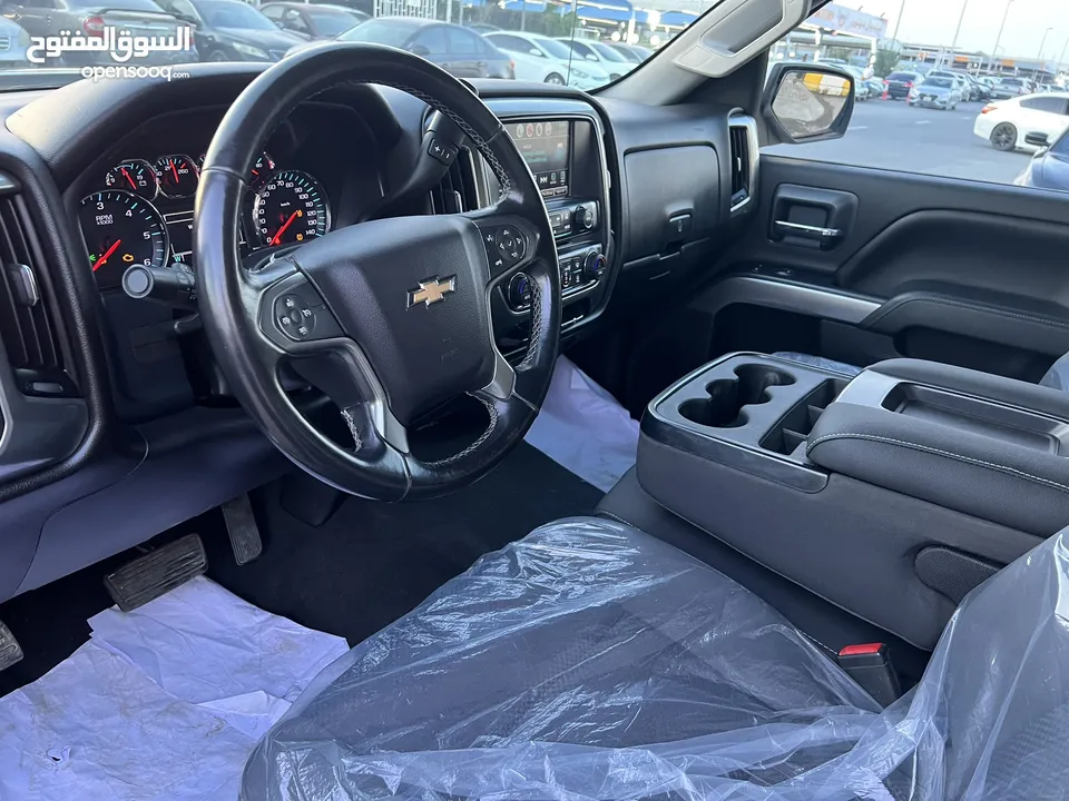 Chevrolet Silverado LT 2019 V8 4/4