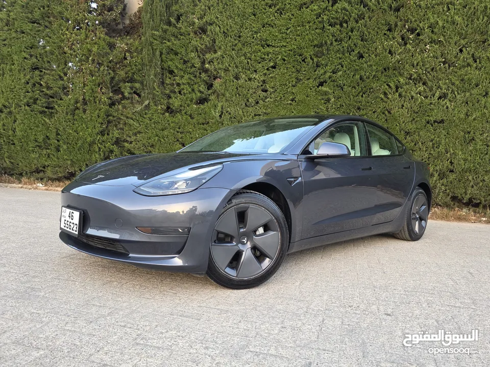 Tesla model 3 2023 ممشى قليل  فحص كامل أوتوسكور ق  B+(86)الوان مختلفه وداخلي ابيض او اسود واسعارر