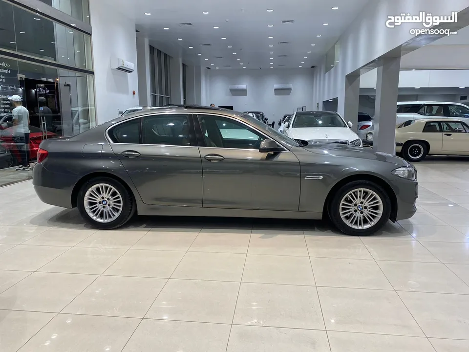 BMW 520i 2014 (Grey)