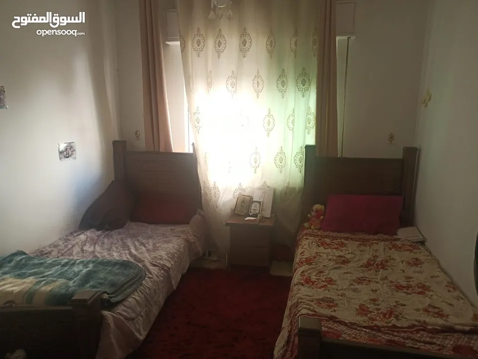 شقة مميزه للبيع،شارع المدينة المنوره خلف ماكدونلز 3نوم،ط1، تصلح للسكن او الاستثمار،من المالك مباشرة