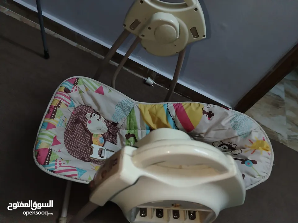 سرير  بيبي+ هزاز +كرسي طعام البيع مفرق أو كامل الأسعار بالوصف لكل قطعة
