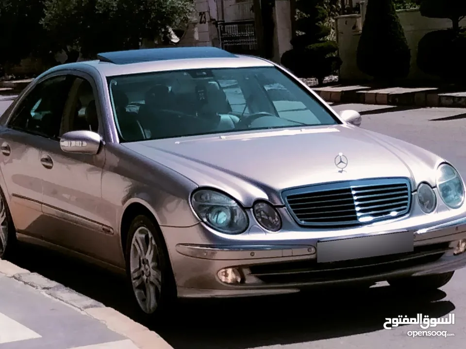 مرسيدس E200 كمبروسر 2005 افنجارد فل كامل فحص كامل بحالة الوكالة