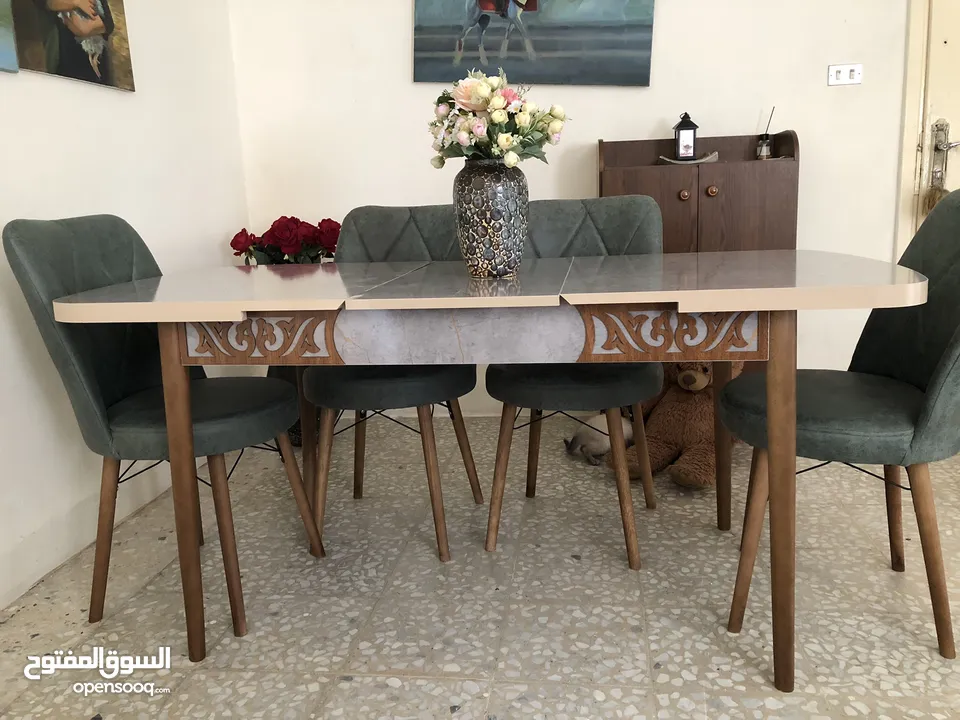 طاولة طعام بجودة عالية صنع تركي سفرة جميلة بسعر مناسب بالنسبة للجودة