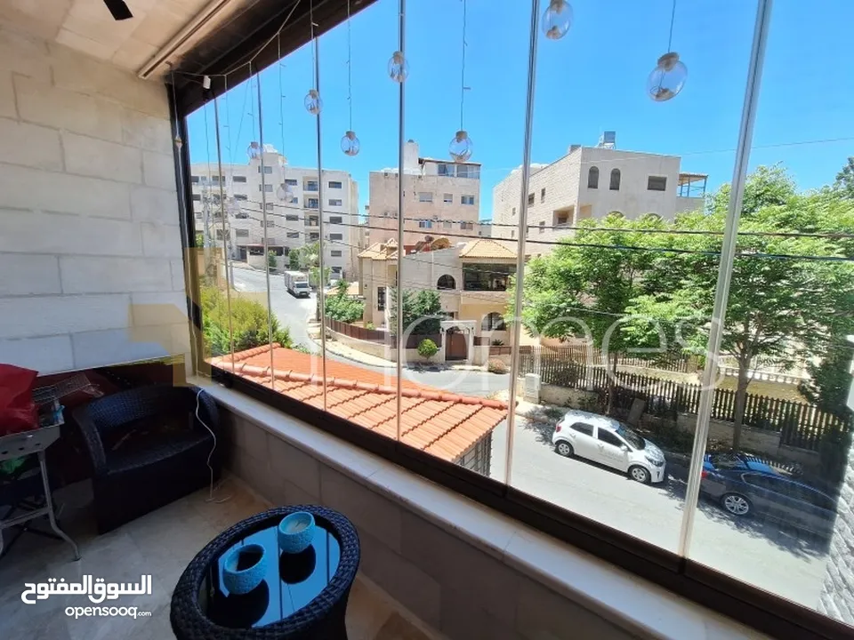 شقة طابق اول مفروشة للايجار في دير غبار بمساحة بناء 110م