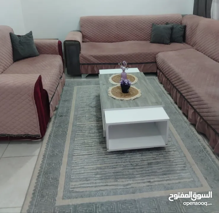 طقم كورنر مستعمل بحاله جيده للبيع50دينار
