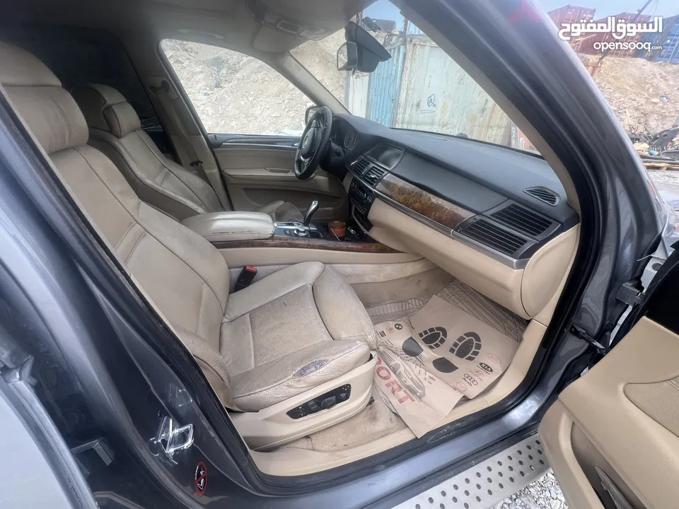 بس ام x5. 2008