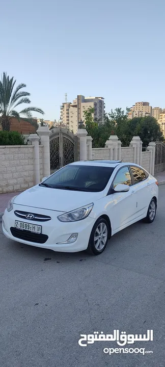 هونداي اكسنت ماتور 1600 بنزين فتحه سقف اربعه غيار بسعر 56000 ألف نقدا بدل وارد منبدل