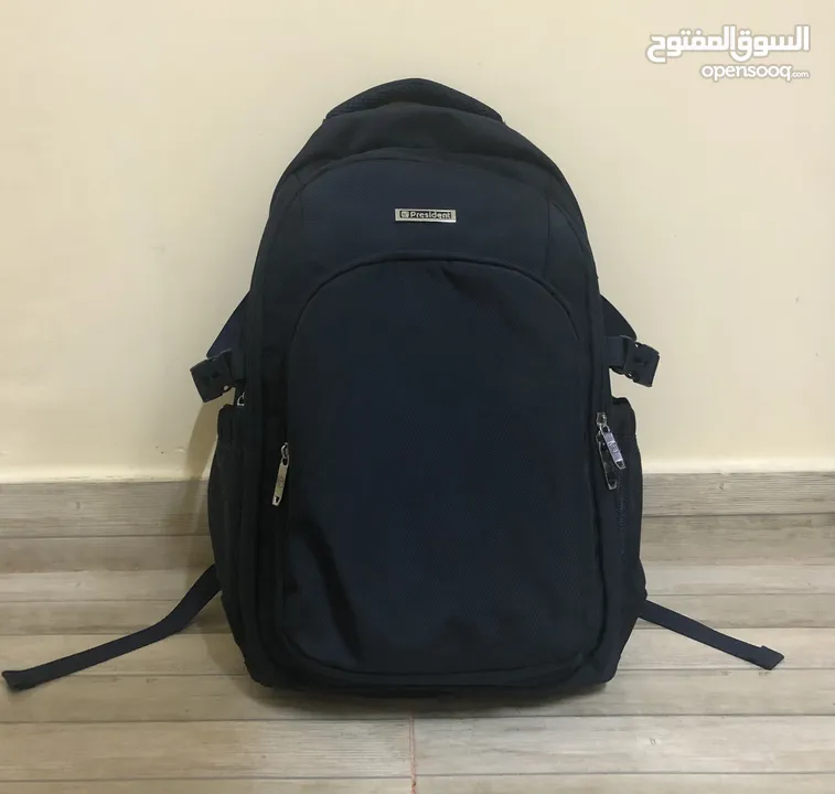 حقائب ظهر مدرسية للبيع / Backpacks for sale