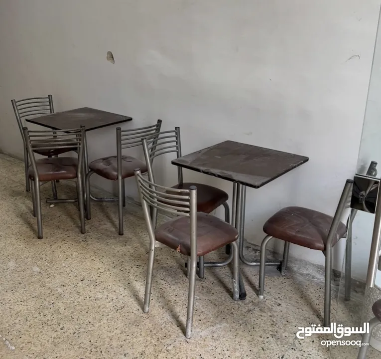 عدة مطعم للبيع